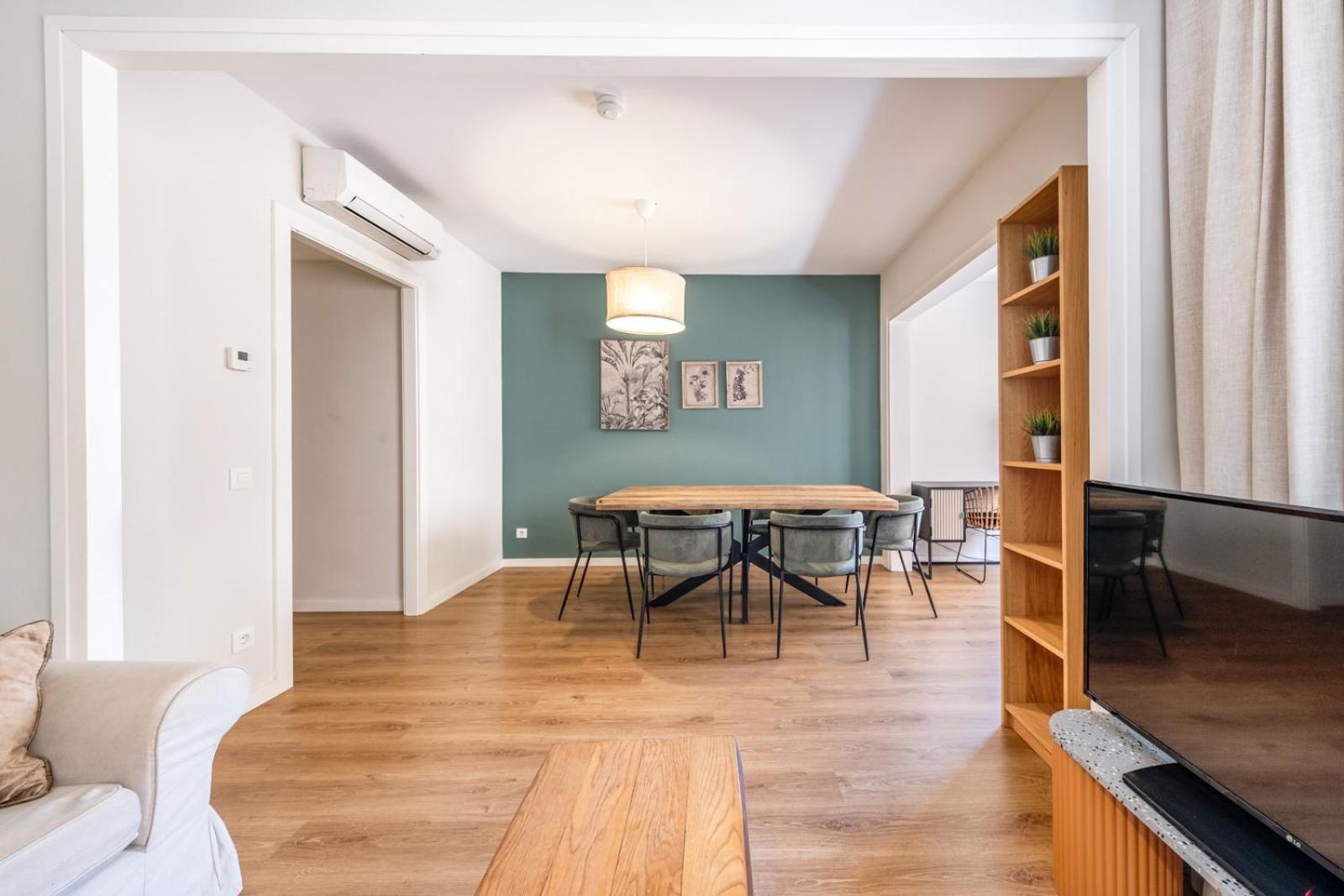 Ainb Barcelona Sants Apartments 外观 照片