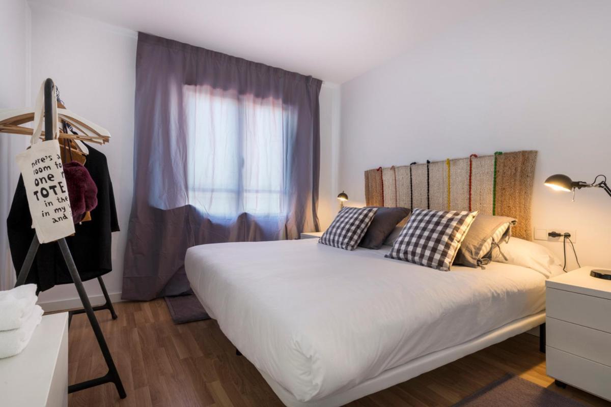 Ainb Barcelona Sants Apartments 外观 照片