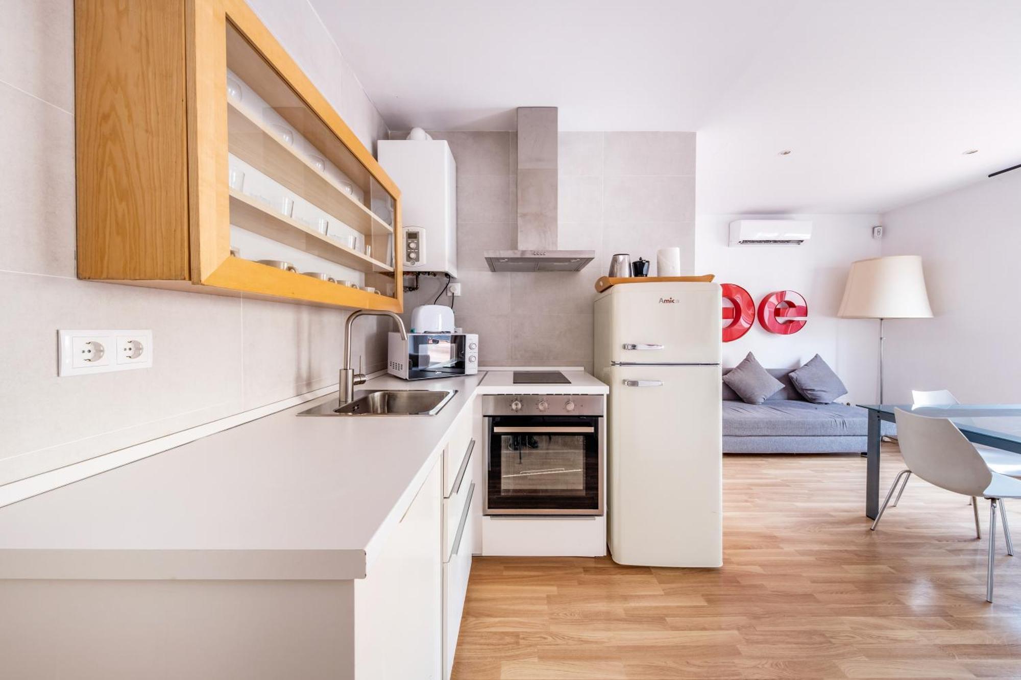 Ainb Barcelona Sants Apartments 外观 照片